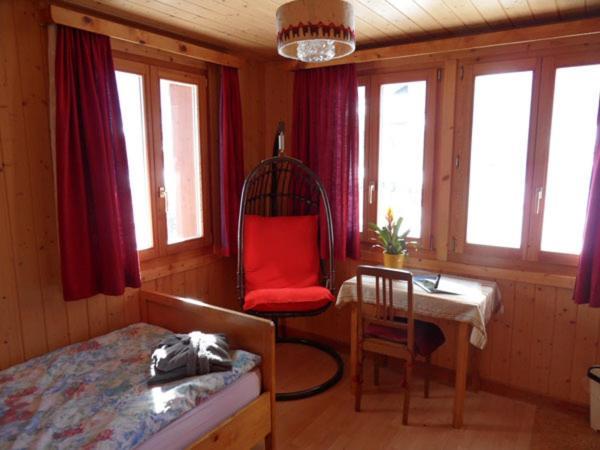 Hotel Restaurant Emshorn Oberems Quarto foto
