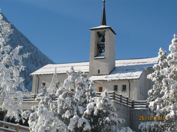 Hotel Restaurant Emshorn Oberems Exterior foto